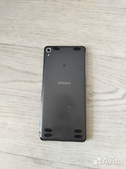 Sony Xperia XA Dual, 2/16 ГБ