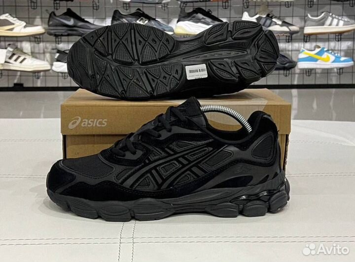 Asics Gel NYC: кроссовки для городской жизни