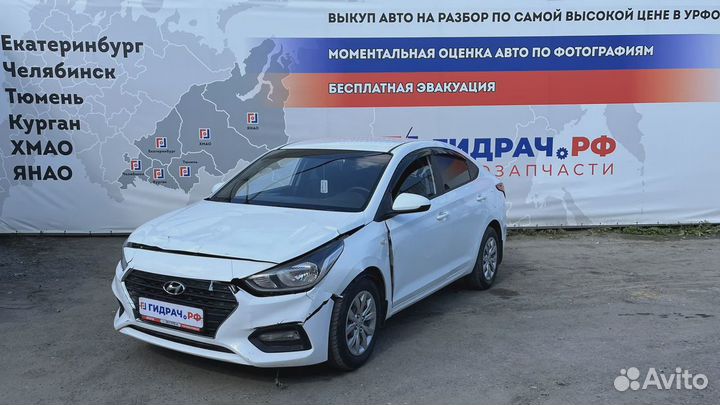 Блок кнопок Hyundai Solaris 93300-H5AA0-TRY