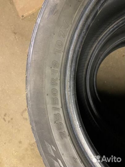 Kumho Crugen Premium KL33 255/50 R19