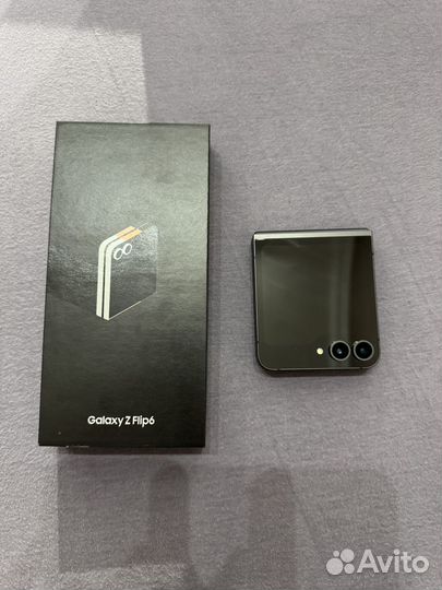 Samsung Galaxy Z Flip 6, 12/256 ГБ