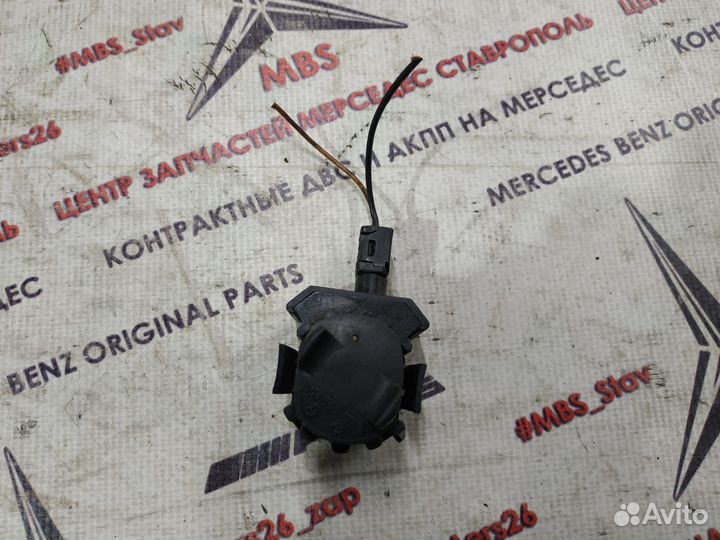 Кнопка кик дауна w210 Mercedes