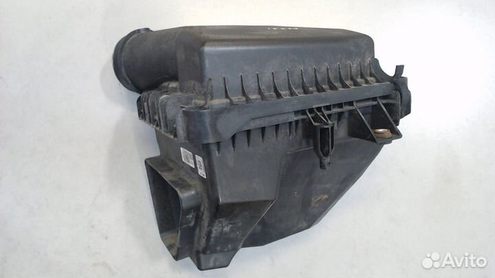 Корпус воздушного фильтра Ford Mustang, 2015