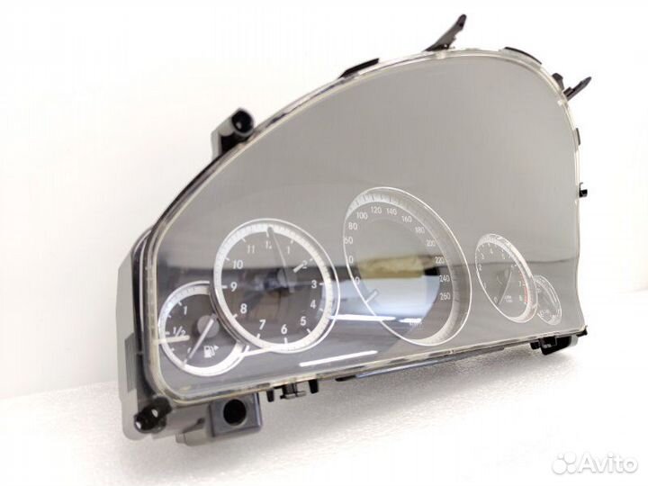 Панель приборов Mercedes-Benz E-Class W212 2011