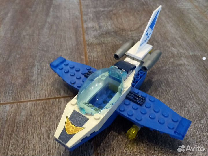 Lego City полицейский самолет