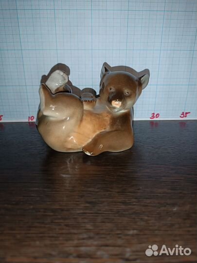 Медвежонок на привале