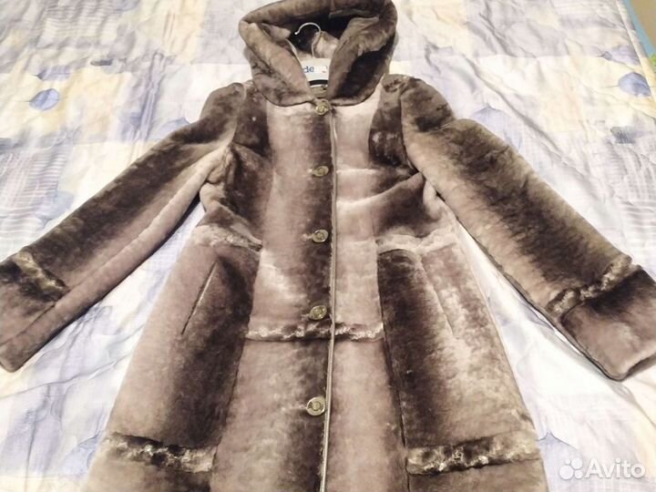 Шуба мутоновая с капюшоном