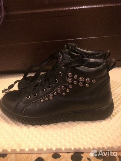 Ботинки для девочки Kapika