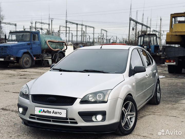 Ford Focus 1.4 МТ, 2006, 164 000 км