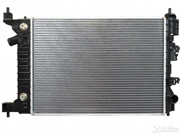 Радиатор охлаждения Шевроле cobalt