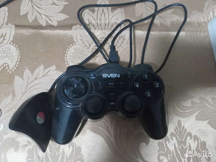 Геймпад/джойстик Sven Combat