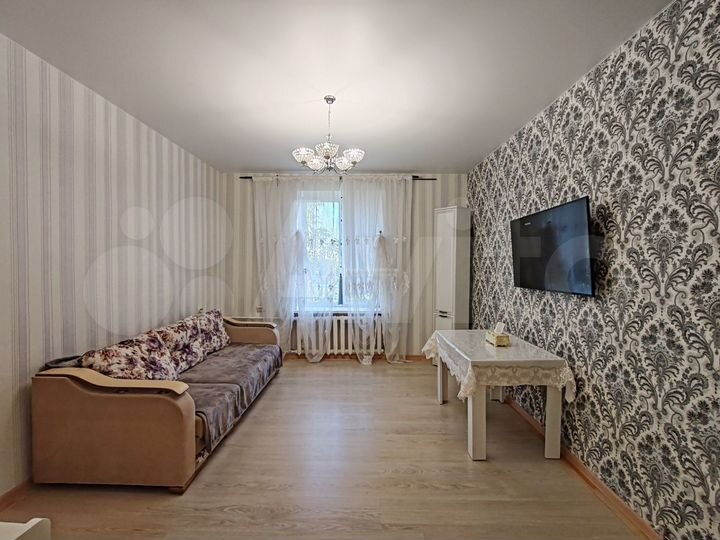 2-к. квартира, 63,4 м², 2/4 эт.