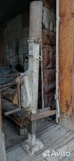 Тепловозный домкрат