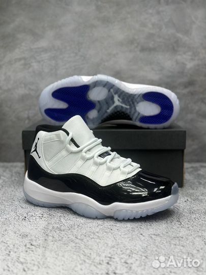 Nike Air Jordan 11 Retro Concord