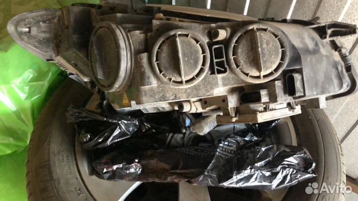 Фара Mercedes Benz W221