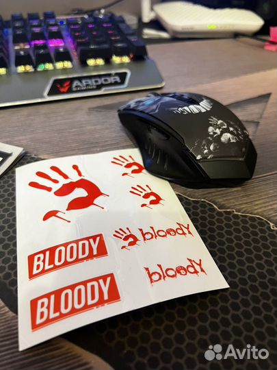 Беспроводная игровая мышь bloody r8