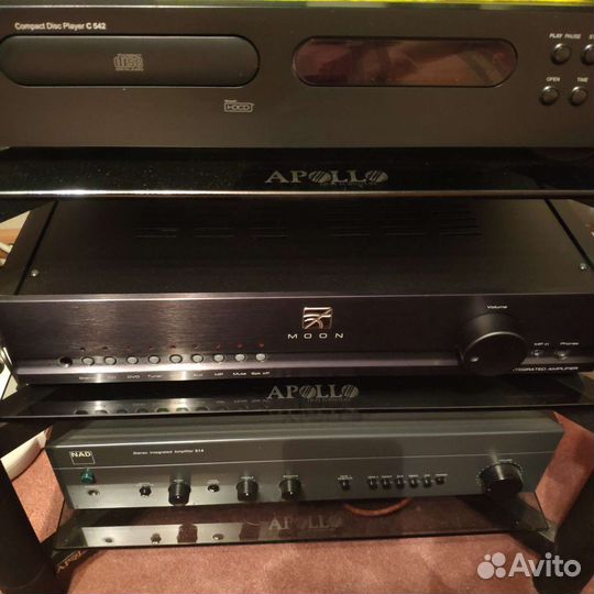 Усилитель Sim audio moon i-1