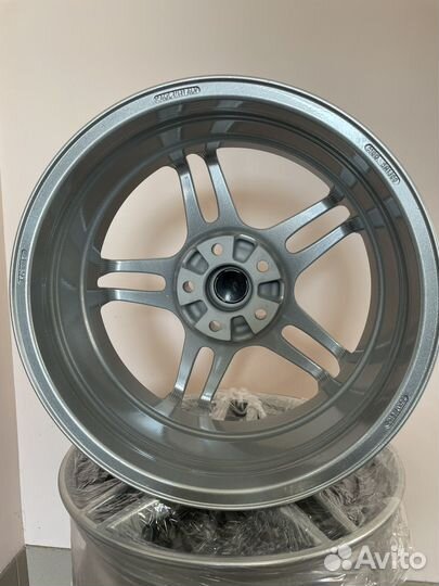 Литые диски r17 5x114 stilauto