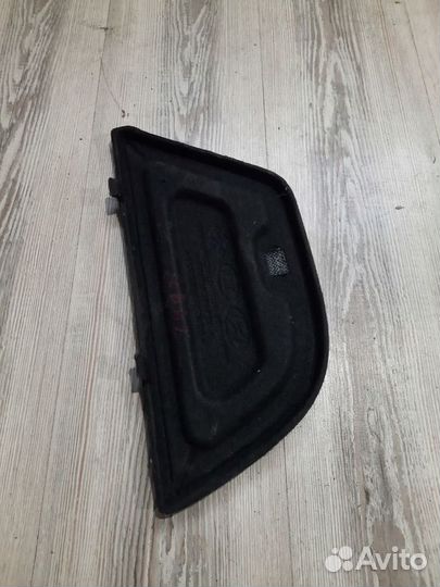 Крышка органайзера Kia ceed 2 JD