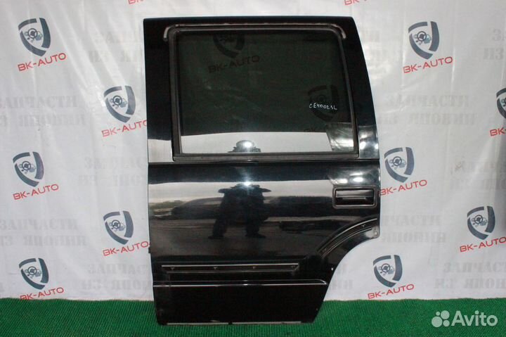 Дверь задняя левая Cadillac Escalade GMT400