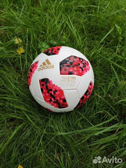 Футбольный мяч Новый