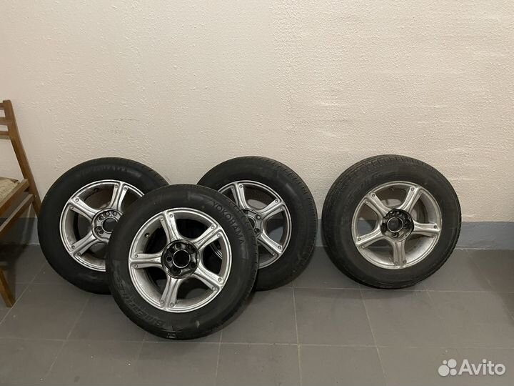 Колеса в сборе Yokohama 185/65 r 14 (4х100)