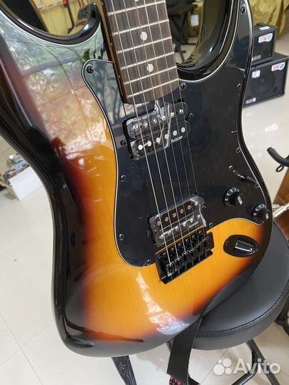 Электрогитара