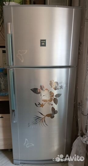 Холодильник Sharp