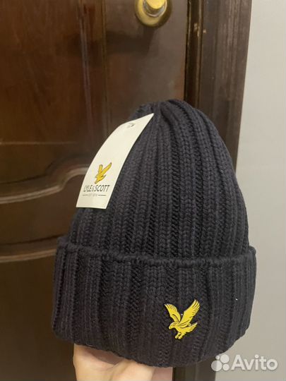Мужская шапка lyle scott