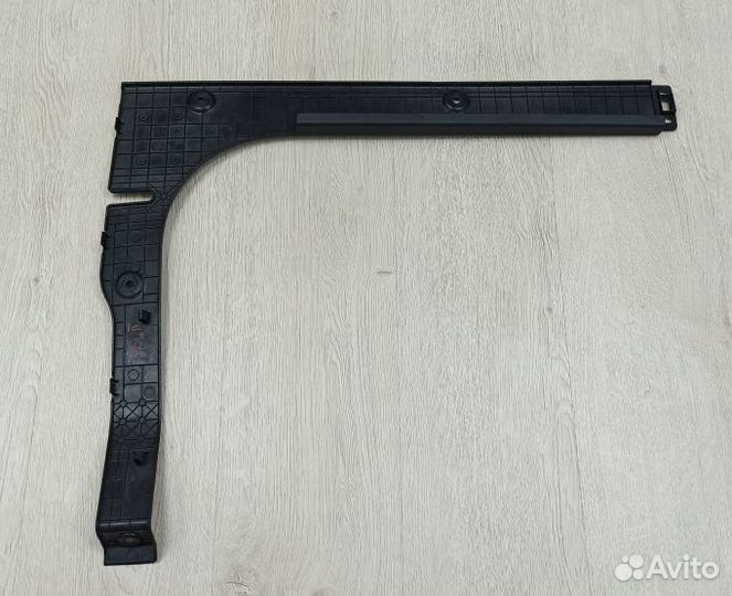 Обшивка салона Hyundai solaris 2 Лев