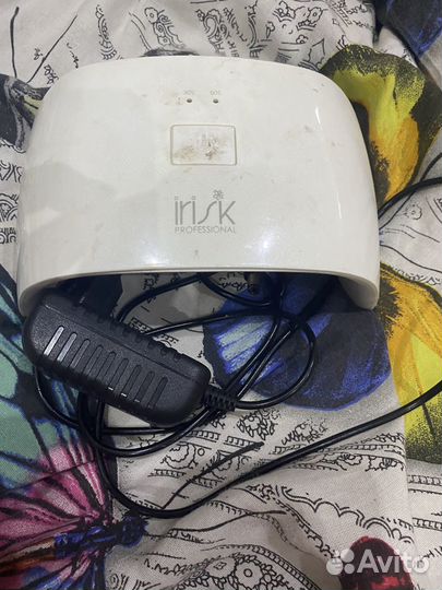 Лампа для сушки ногтей