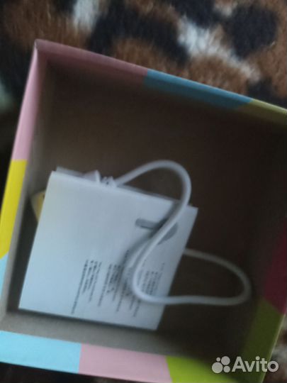 Продаю наушники беспроводные