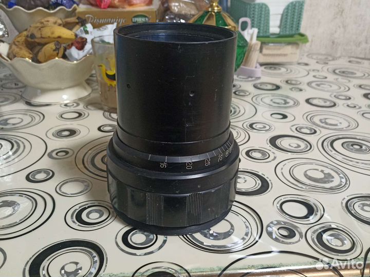 Увеличительная линза