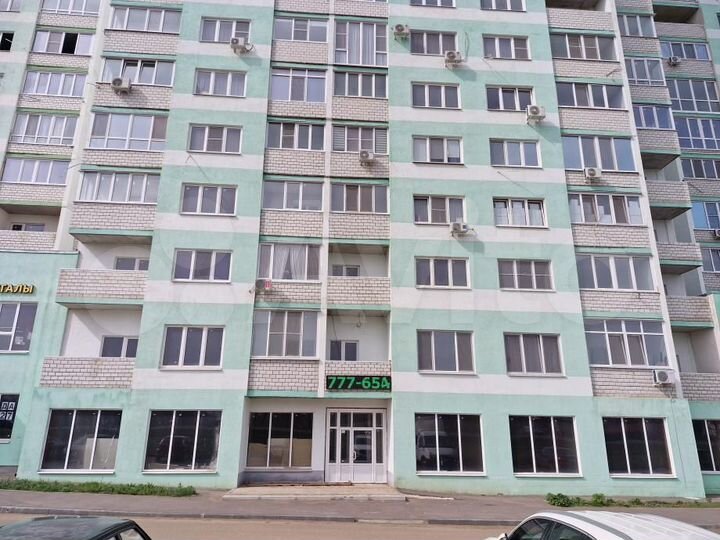 Продам торговое помещение, 382.6 м²