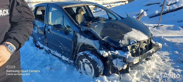 Панель Пежо 307 peugeot 307 вразборе