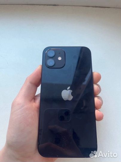 iPhone 12, 64 ГБ