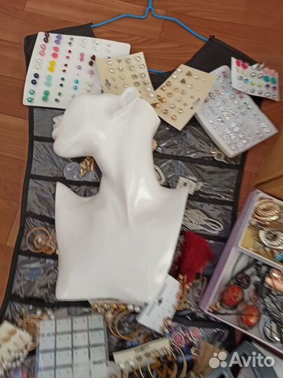 Манекен для бижутерии, украшений, серёжек