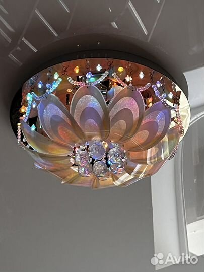 Люстра потолочная бу