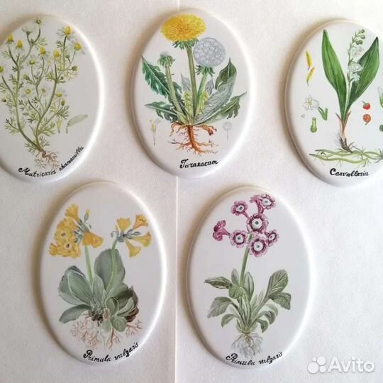 Панно с ручной надглазурной росписью. Ботаника