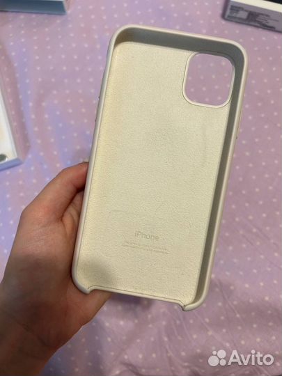 Чехол на iPhone 11