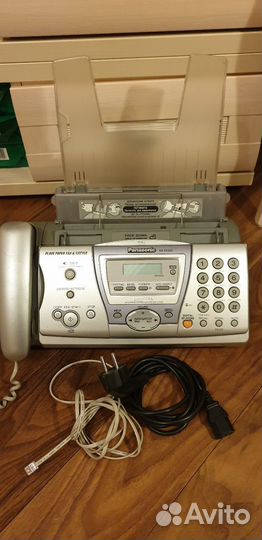 Телефон факс panasonic KX-FC243