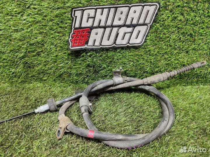 Тросик ручника задний левый Kia Sportage SL D4HA