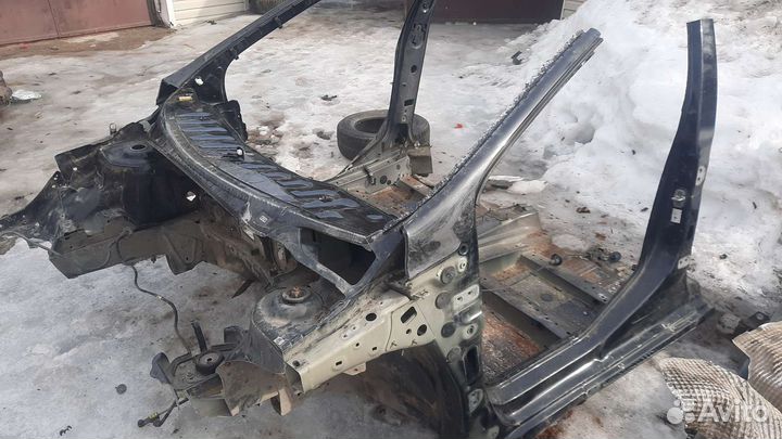 Средняя часть peugeot 308