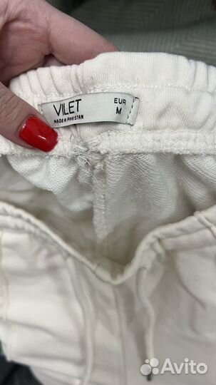 Брюки белые