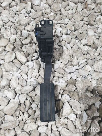 Педаль газа Лада Ларгус LADA Largus