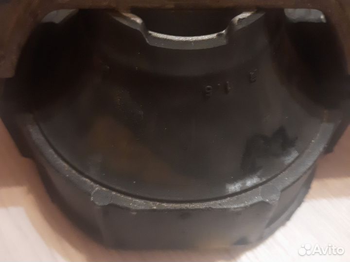 Подушка двигателя ford focus 2, volvo s40ii