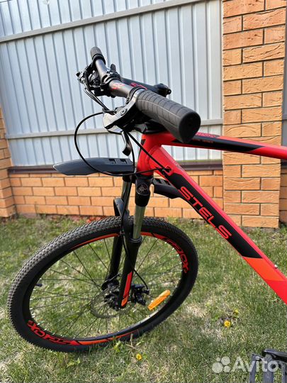 Велосипед Stels Navigator 745 MD 27.5 V010