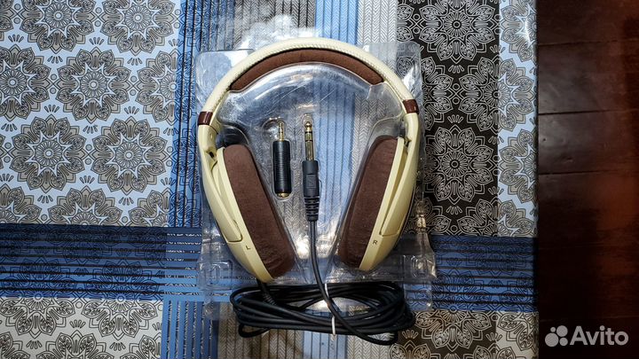 Sennheiser HD 598 Куплены в Связном