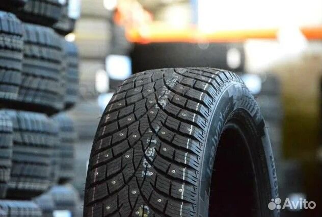 Triangle IcelynX TI501 245/45 R18
