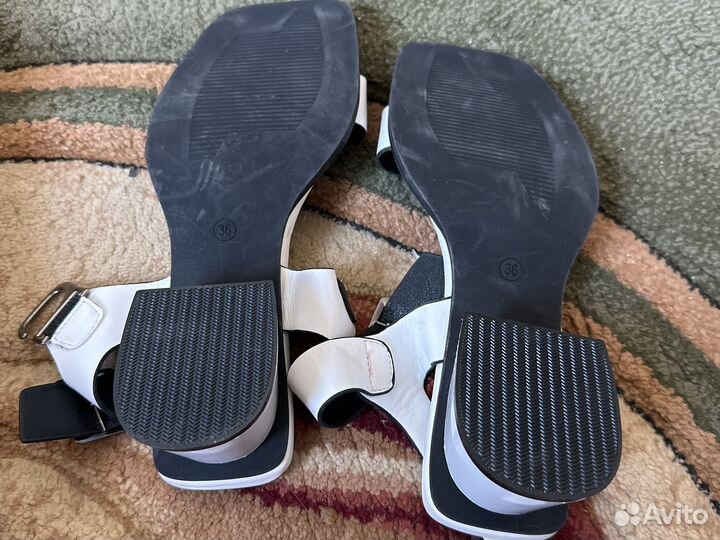 Басаножка женская